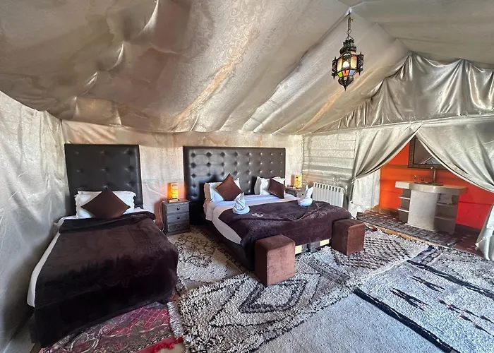 Luxury Sunrise Camp