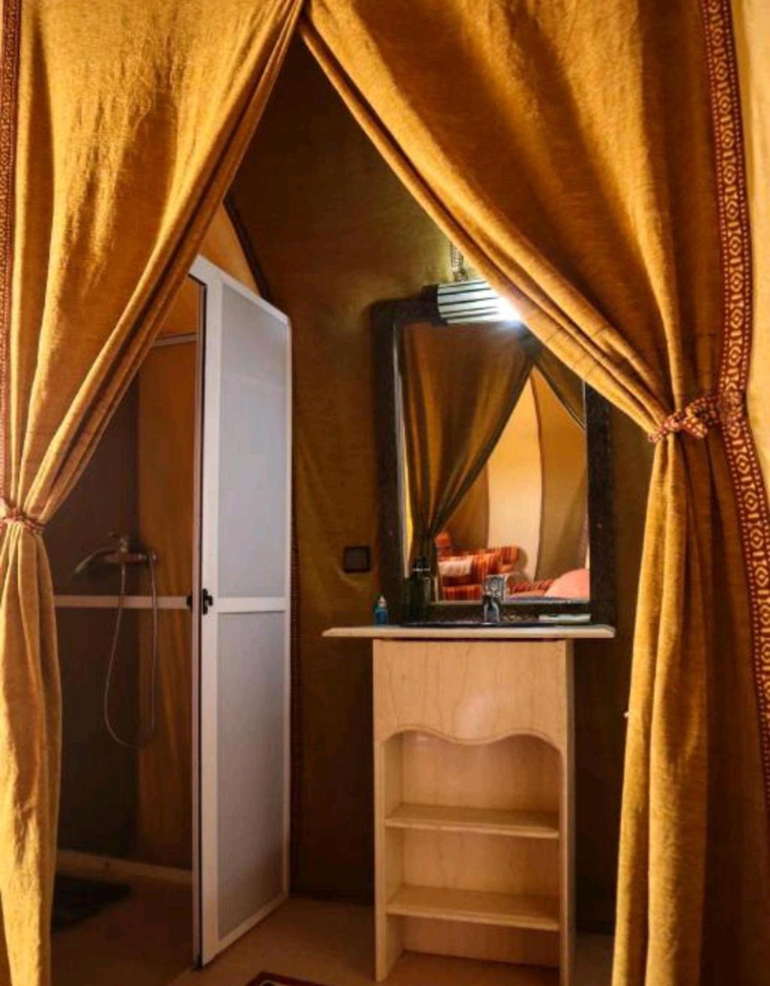 Luxury Sunrise Camp Luxury tent
